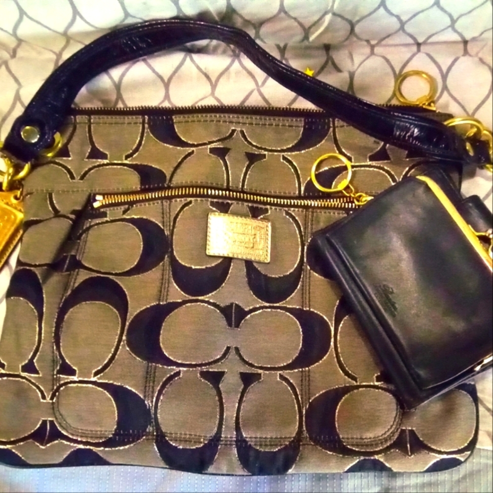 Coach purse with leather wallet